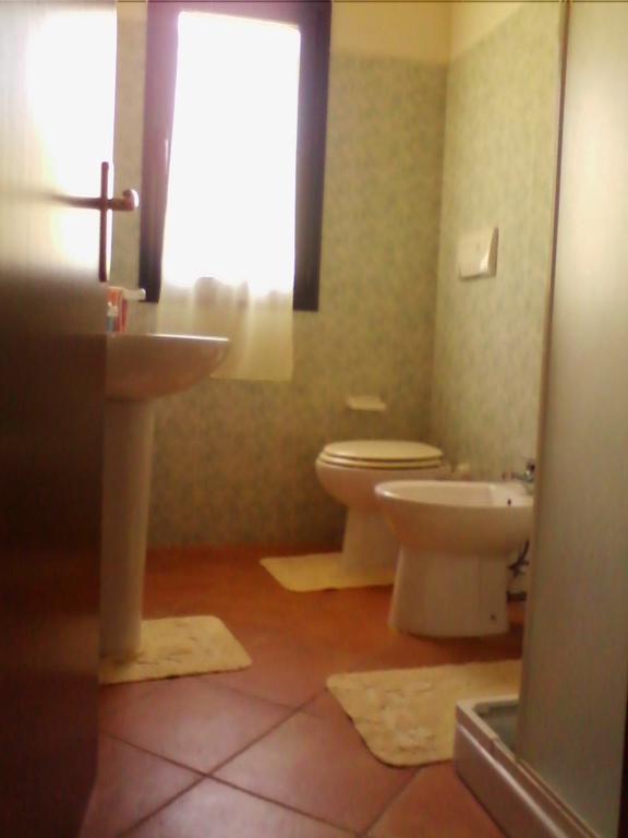 Farm Stay Gli Oleandri Loiri Porto San Paolo Eksteriør billede
